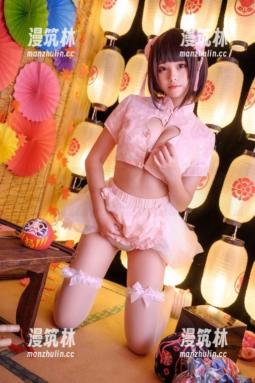 蜜汁猫裘 免费下载,谁能想到这少女背后还有蜜汁猫裘的影子?
