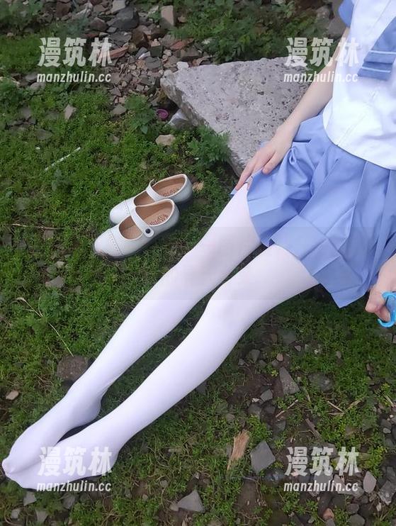 看！西尔酱的红裙——图片里藏着的懒洋洋的夏天合集