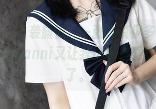 语画界 – 一袭旗袍，一张述说很多的图片，王馨瑶yanni又让我们重新喜欢无圣光了。