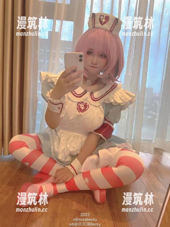 如果贝贝琪Becky的连体衣是补习班，那我一定得参加cos课程。