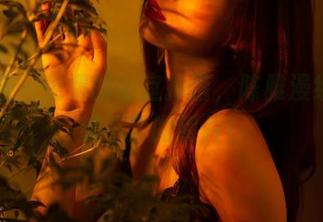 轰趴猫 – 免费的浴室掉落，陈雅漫给你意想不到的照片！