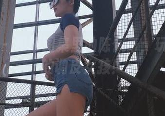 微密圈 – 和服图集里的陈佩奇：玩转传统的调皮女孩！