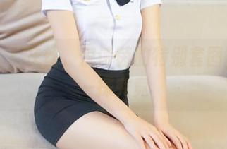 青豆客 – 灰丝，倪诗茵的特别套图，值得一探究竟