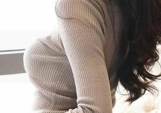 青豆客 – 难道是制服魔力？看汪佩妮Penny的图片，看得我目不转睛！